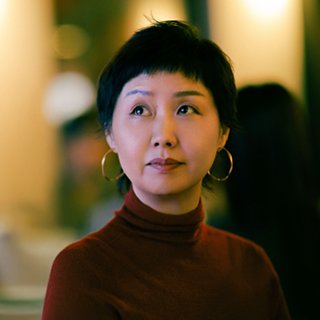 于是自定义表情包也因其自由度高而逐渐